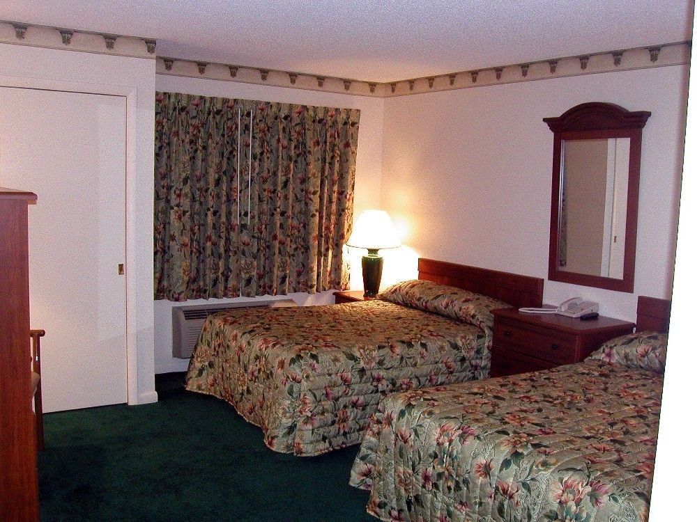 Villa Roma Resort And Conference Center 칼리쿤 객실 사진