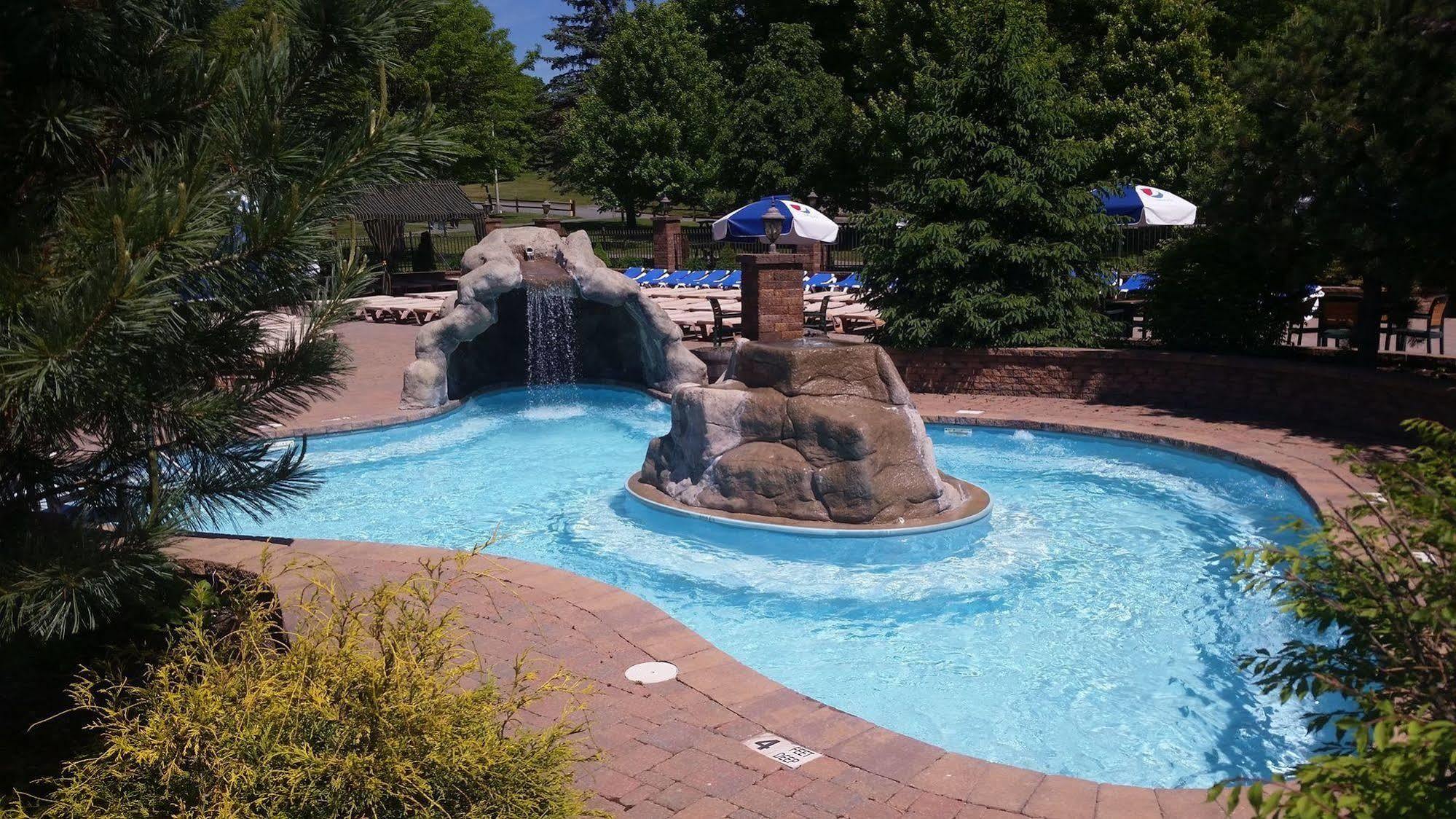 Villa Roma Resort And Conference Center 칼리쿤 외부 사진