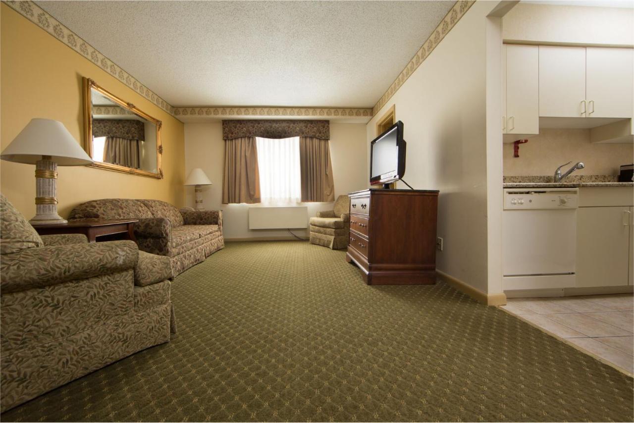 Villa Roma Resort And Conference Center 칼리쿤 외부 사진